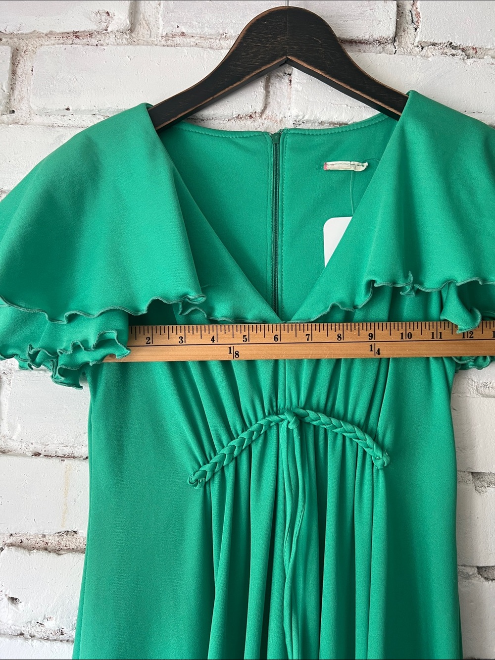 Vintage Emerald Green Ruffle-Sleeve Maxi Dress hand made dress - Picture 8 of 10